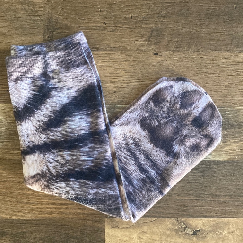 Cat paw socks